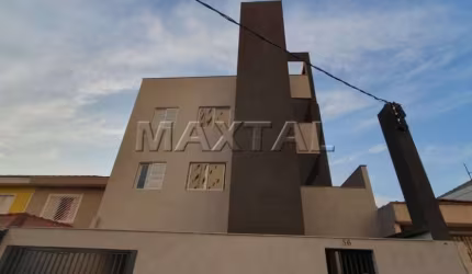 Apartamento à venda de 2 dormitórios, 1 vaga, novo, pronto para morar junto á Avenida Água Fria.