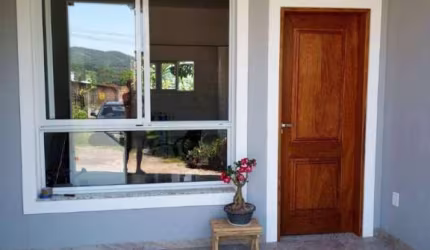 Casa com 2 dormitórios à venda, 150 m² por R$ 680.000,00 - São Francisco - Santo Amaro da Imperatriz/SC