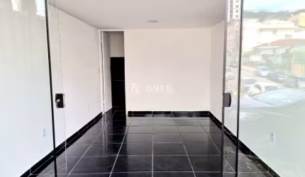 Morro da Glória   loja com 25 m2, excelente localização para seu comércio.