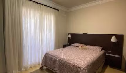 Sobrado excelente com 3 dormitórios sendo 01 suíte à venda, 175 m² por R$ 750.000 - Jardim Tóquio - Maringá/PR