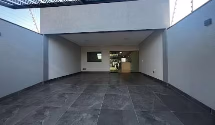 4 vagas de garagem Casa com 3 dormitórios à venda, 114 m² por R$ 550.000 - Jardim Três Lagoas - Maringá/PR