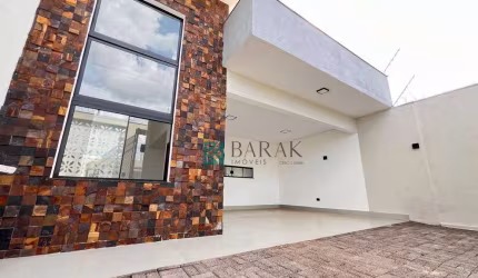Casa com 1 suíte + demi-suíte à venda, 150 m² por R$ 790.000 - Bom Jardim - Maringá/PR