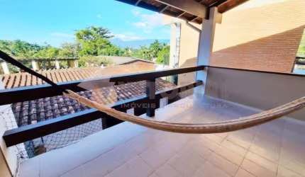 Sobrado com 4 quartos, 216m², à venda em São Sebastião, Cigarras