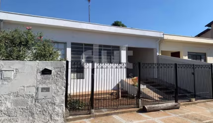 Casa com 2 quartos à venda na Rua Santo Anastácio, 88, Jardim Nova Europa, Campinas, 78 m2 por R$ 460.000
