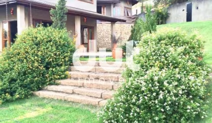 Casa com 3 quartos à venda na Rua João Solar, 1118, Dois Córregos, Valinhos, 379 m2 por R$ 3.000.000