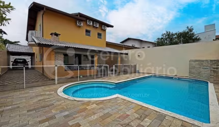 CASA à venda com piscina e 5 quartos em Peruíbe, no bairro Cidade Nova Peruíbe