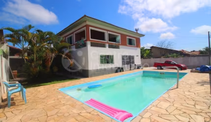 CASA à venda com piscina e 4 quartos em Peruíbe, no bairro Cidade Nova Peruíbe