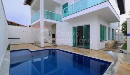 CASA à venda com piscina e 4 quartos em Peruíbe, no bairro Balneario Florida