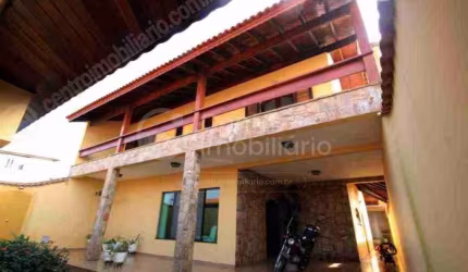 CASA à venda com 4 quartos em Peruíbe, no bairro Cidade Nova Peruíbe