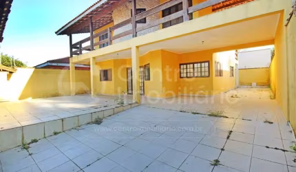 CASA à venda com 6 quartos em Peruíbe, no bairro Estancia Balnearia Convento Velho