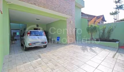 CASA à venda com 4 quartos em Peruíbe, no bairro Cidade Nova Peruíbe
