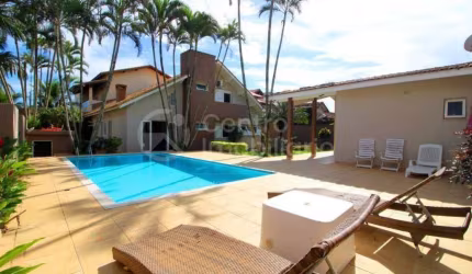 CASA à venda com piscina e 5 quartos em Peruíbe, no bairro Parque Turistico