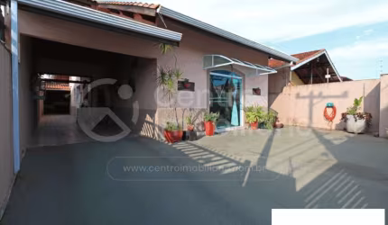 CASA à venda com 4 quartos em Peruíbe, no bairro Parque Balneario Oasis