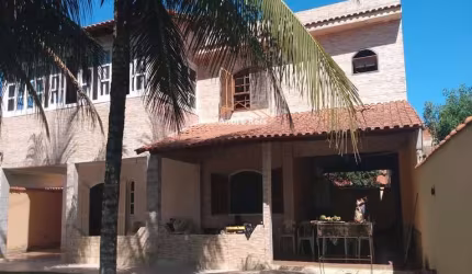 Casa para Venda em Saquarema, Jaconé (Sampaio Correia), 3 dormitórios, 2 suítes, 1 banheiro, 5 vagas