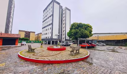 Apartamento com 3 quartos à venda na Avenida Augusto dos Anjos, 220, Jóquei Clube, Fortaleza por R$ 220.000