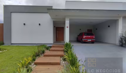 Casa à venda no bairro Pedra Branca em Palhoça/SC