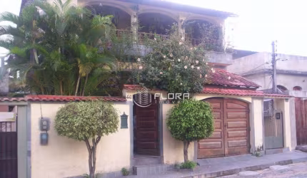 Casa com 4 dormitórios à venda, 200 m² por R$ 650.000,00 - Porto Novo - São Gonçalo/RJ