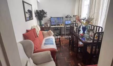 Apartamento com 2 dormitórios à venda, 68 m² por R$ 600.000,00 - Icaraí - Niterói/RJ