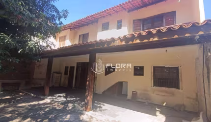 Casa com 3 dormitórios à venda, 130 m² por R$ 800.000,00 - Itaipu - Niterói/RJ