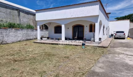 Casa com 3 dormitórios à venda, 195 m² por R$ 500.000 - Inoã - Maricá/RJ