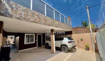 Casa com 4 dormitórios à venda, 138 m² por R$ 950.000,00 - Serra Grande - Niterói/RJ
