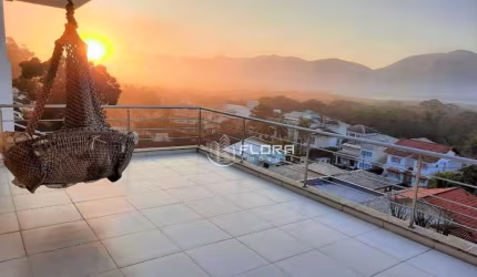 Casa com 4 dormitórios à venda, 400 m² por R$ 6.500.000,00 - Camboinhas - Niterói/RJ