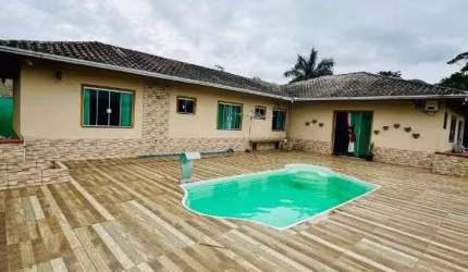 Chácara com 3 dormitórios à venda, 15000 m² por R$ 1.990.000,00 - Escalvados - Navegantes/SC