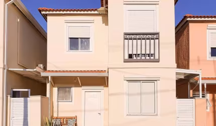 Casa em Condomínio para Venda em Jundiaí, Medeiros, 3 dormitórios, 1 suíte, 3 banheiros, 2 vagas