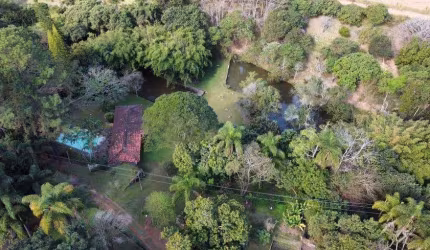 Sítio para Venda em Atibaia, Iara, 2 dormitórios, 1 suíte, 2 banheiros