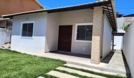 Casa para Venda em São Pedro da Aldeia, Campo Redondo, 3 dormitórios, 1 suíte, 2 banheiros, 3 vagas