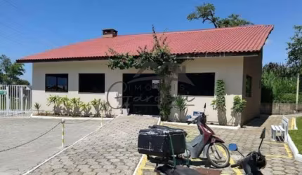 Apartamento com 2 quartos à venda na Rua Fermino Vieira Cordeiro, 2142, Espinheiros, Itajaí por R$ 305.000