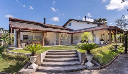 Linda Casa de Campo em condomínio - São José dos Pinhais