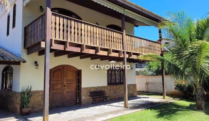 Casa em Jacaroá  !!!