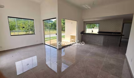 Casa Condomínio Alphaville 2, com 3 quartos, sendo 1 Suíte, com 130 m², à venda por R$ 799.000 - Maricá/RJ