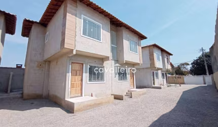 Casa duplex com 2 dormitórios à venda, 80 m² por R$ 310.000 - Itaipuaçu - Maricá/RJ