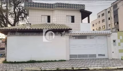 Sobrado com 4 dorms, Aviação, Praia Grande - R$ 590 mil, Cod: 423