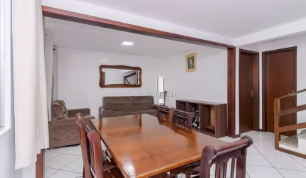 Sobrado para Venda em Pinhais, Centro, 3 dormitórios, 2 banheiros, 2 vagas