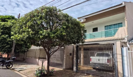 Sobrado à venda em Maringá, Vila Nova, com 3 quartos, com 205.77 m²
