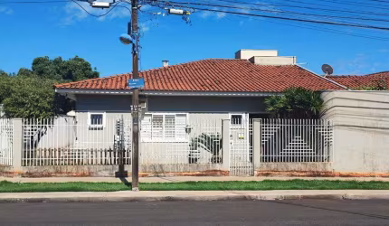 Casa à venda em Maringá, Parque Residencial Cidade Nova, com 4 suítes, com 346.29 m²