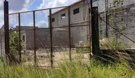 Comercial para Venda em Itanhaém, Regina, 2 banheiros