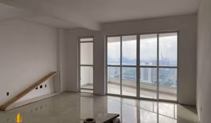 Cobertura Duplex a venda no Cosmopolitan Tower localizado no Bairro São Judas em Itajaí.