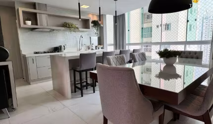 Apartamento a venda no Edifício Ocean Tower em Balneário Camboriú