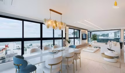 Cobertura Triplex a venda no Brava Palace Residence localizado na Praia Brava em Itajaí.