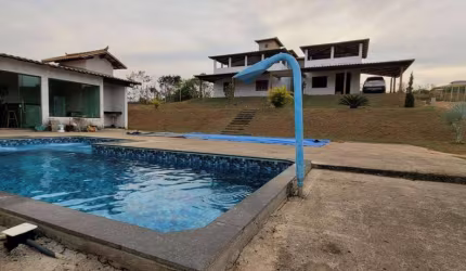 Casa com 3 dormitórios à venda, 300 m² por R$ 950.000,00 - Condomínio Tiradentes - Brumadinho/MG