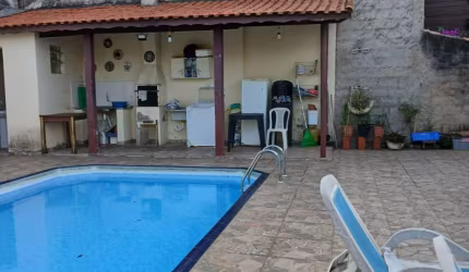 Casa excelente em condomínio pra alugar ou vender