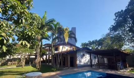 Casa à venda no bairro Enseada - Ubatuba/SP
