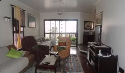 Apartamento à venda  com 4 quarto(s)