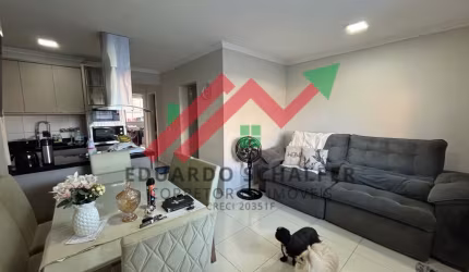 APARTAMENTO TÉRREO SEMI MOBILIADO COM TERRAÇO NO SANTA REGINA EM CAMBORIÚ