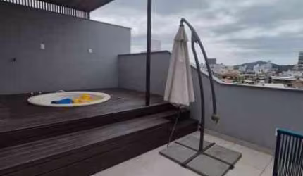 Sobrado triplex 3 quartos sendo 1 suite mobiliado no Lidia Duarte em Camboriu SC