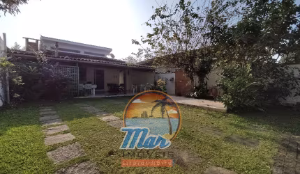 Ótima casa com 04 dormitórios a venda em Bertioga.